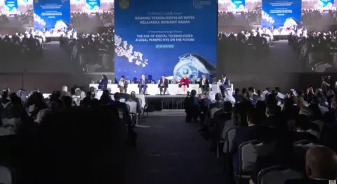 Plenary Session on the Impact of Digital Technologies on Human Life and their Legal Regulation moderated by ADB expert Mr. Keith Carter.