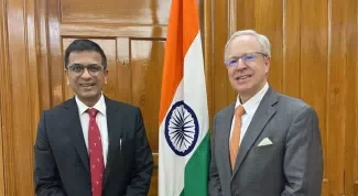 Hon. Chief Justice Dhananjaya Y. Chandrachud and General Counsel Thomas Clark