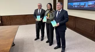 ADB Turns Over International Commercial Arbitration Handbook to Uzbekistan Supreme Court
