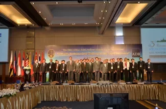Group photo of the participants from the Session 1 of the Third Roundtable for ASEAN Chief Justices on Environment held in Bangkok, Thailand, on 15-18 November 2013.